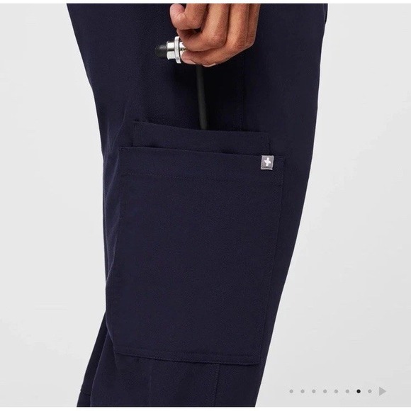 FIGS Men Axim Cargo Pants NAVY Size XL Regular NEW - Picture 6 of 9